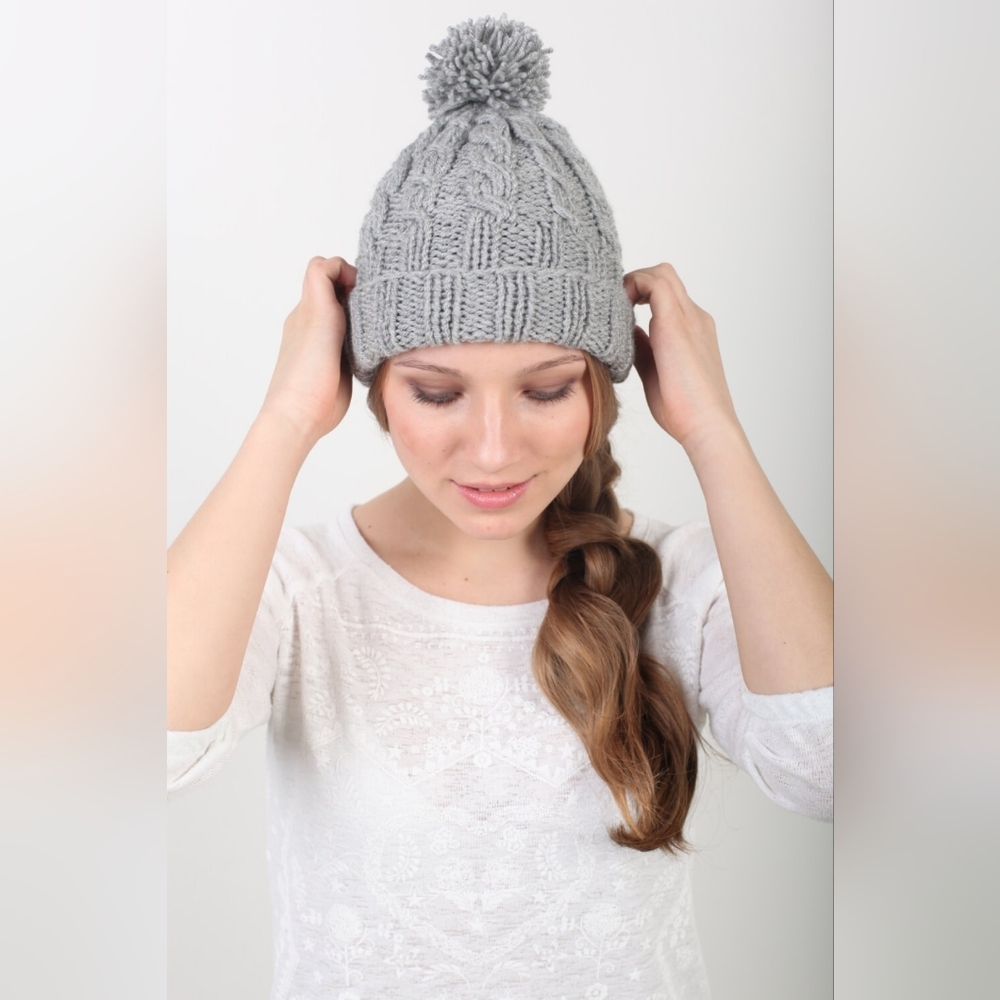 Cozy Gray Knit Pom-Pom Hat